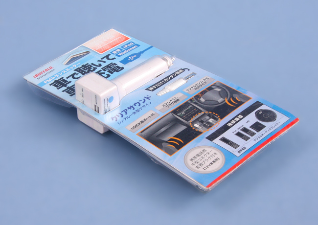 Cốc sạc xe hơi Buffalo BSFM15BK